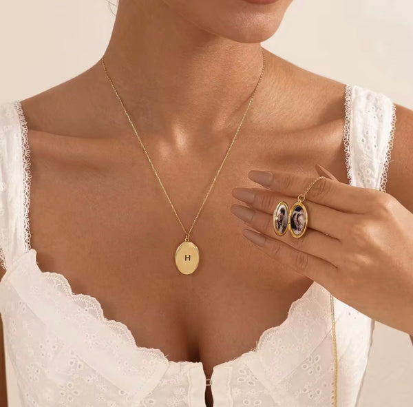 Letter locket