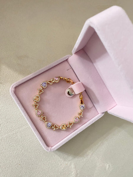 classy heart bracelet