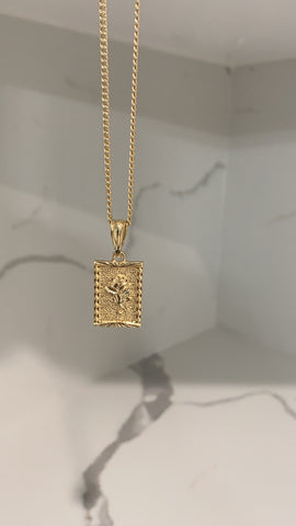 Solid rose necklaces