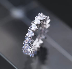 Amor ring