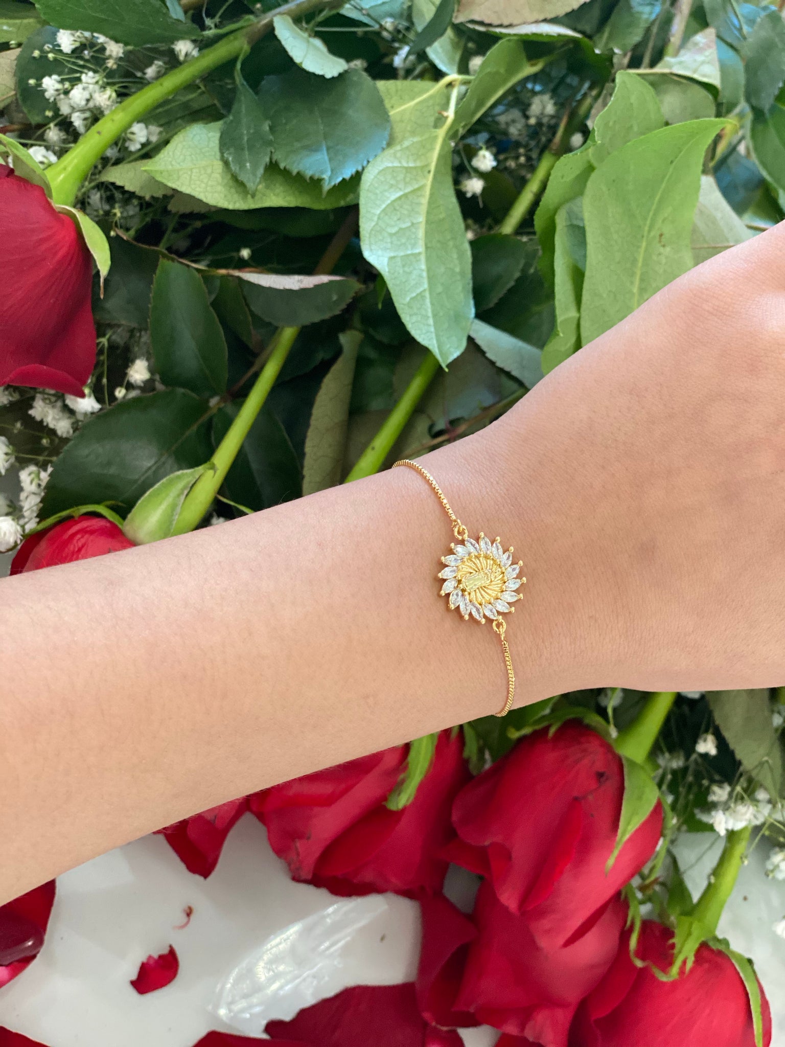 Spiral gem virgen bracelet